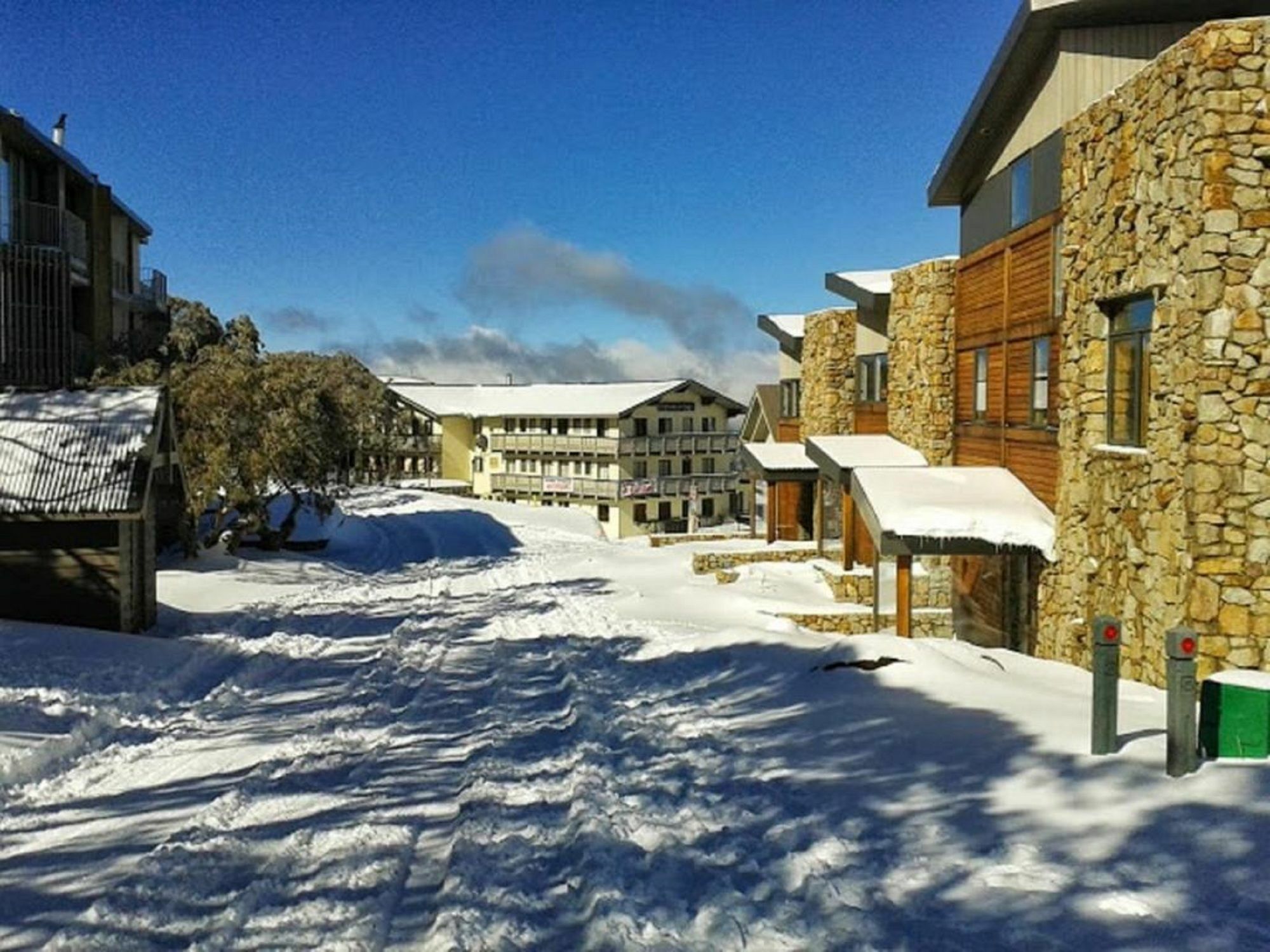 Enzian Hotel Mt Buller Маунт Булер Екстериор снимка