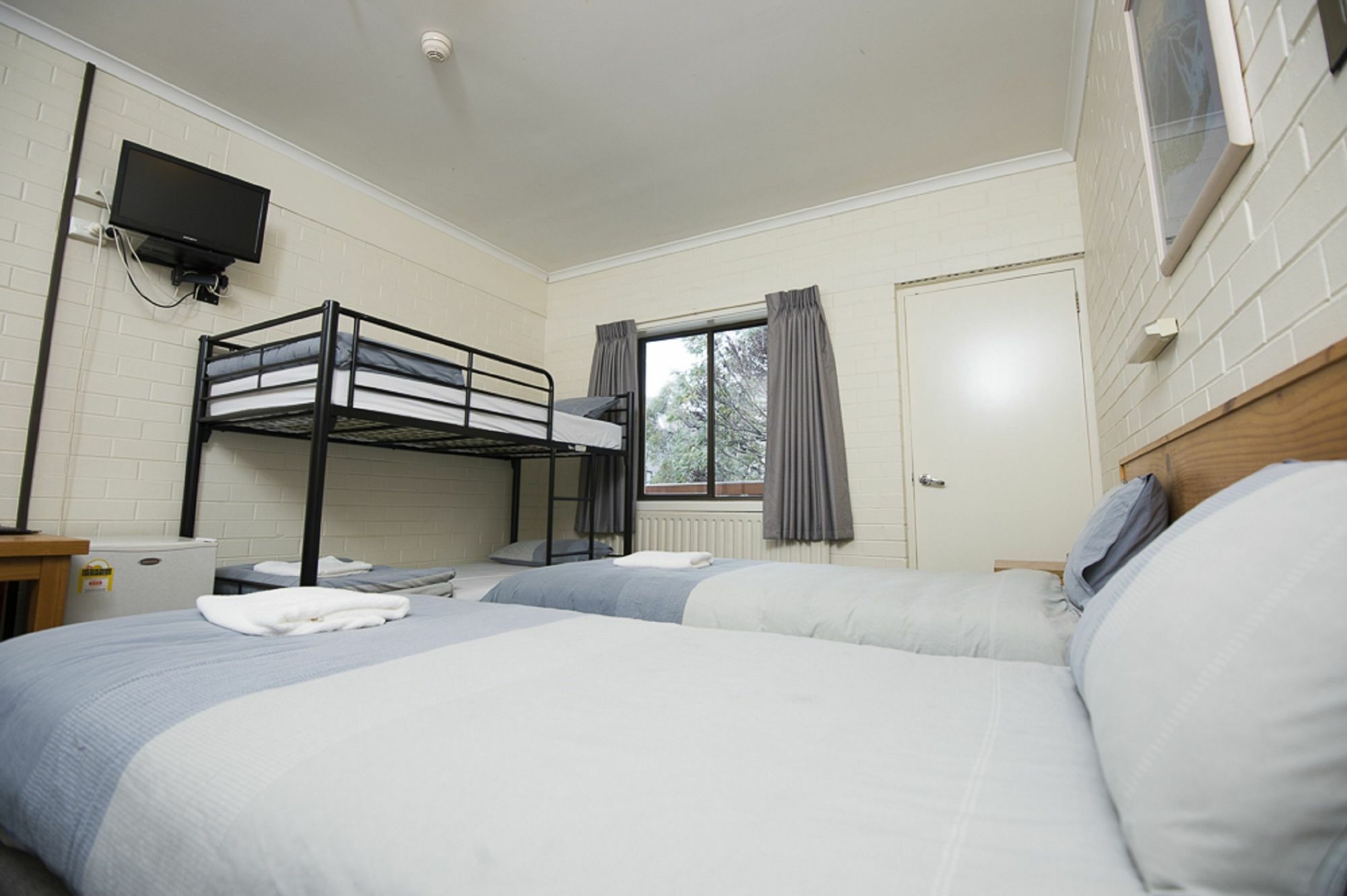 Enzian Hotel Mt Buller Маунт Булер Екстериор снимка
