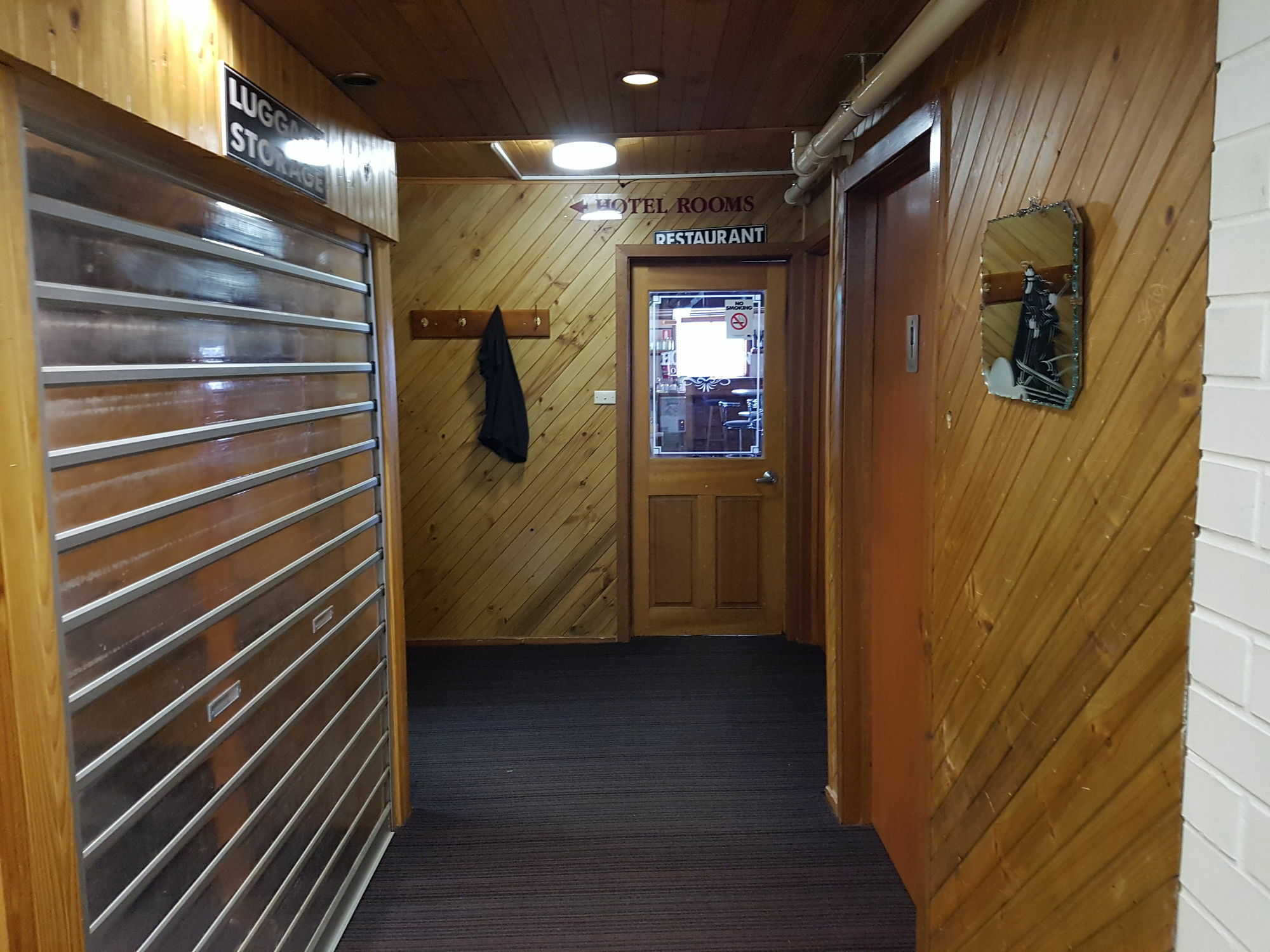 Enzian Hotel Mt Buller Маунт Булер Екстериор снимка